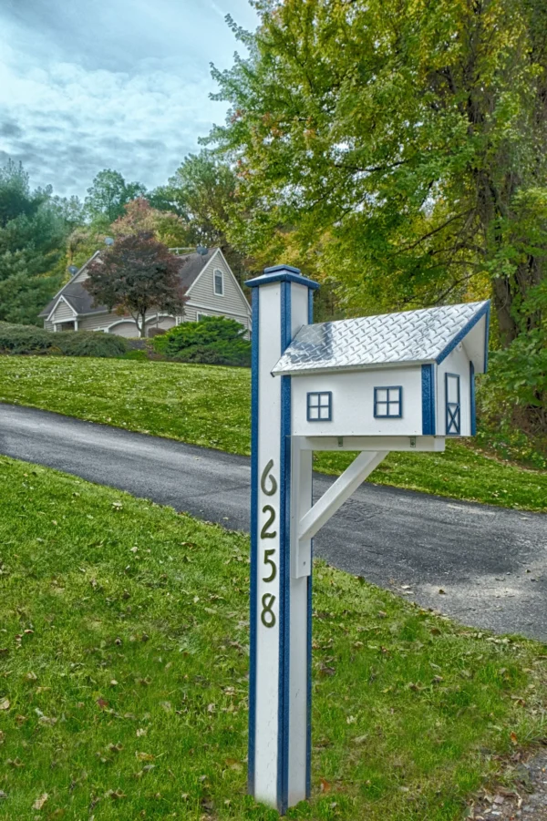 Polydeluxelighthousemailboxdiamondplateroof postsleevewhite arubablue 22b719b8 1920w scaled
